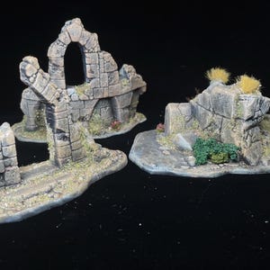 Ruins Terrain, Ruined Temple, Ruins Scatter [3 pieces] - Painted miniature - D&D - Frostgrave - Pathfinder - RPG