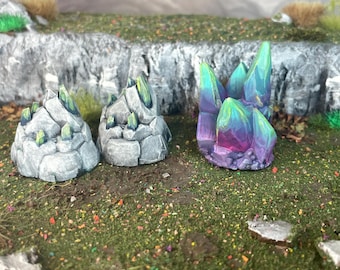 Rock and crystal clusters x3 - Painted miniature - D&D - Frostgrave - Pathfinder - RPG