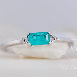 Emerald Cut Paraiba Tourmaline Tiny Horizontal Ring - Dainty Stacking Ring