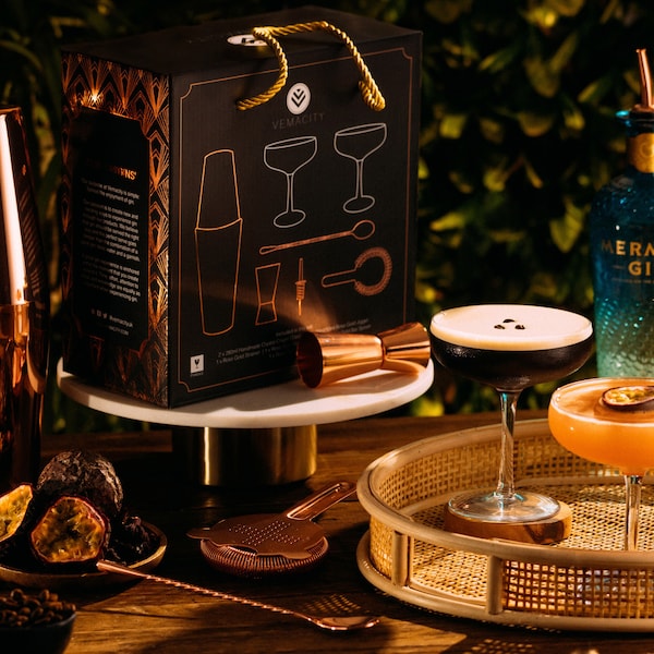 Cocktail Shaker Set w/ 2 x Handmade Glasses. Cocktail Shaker, Accessories & Cocktail Glasses. Beautiful Gift Box + Mixologist Recipe Guide.