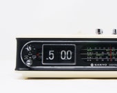 Radio watch flip clock Sanyo RM 840 Space age