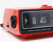 Radio alarm clock flip clock Sanyo