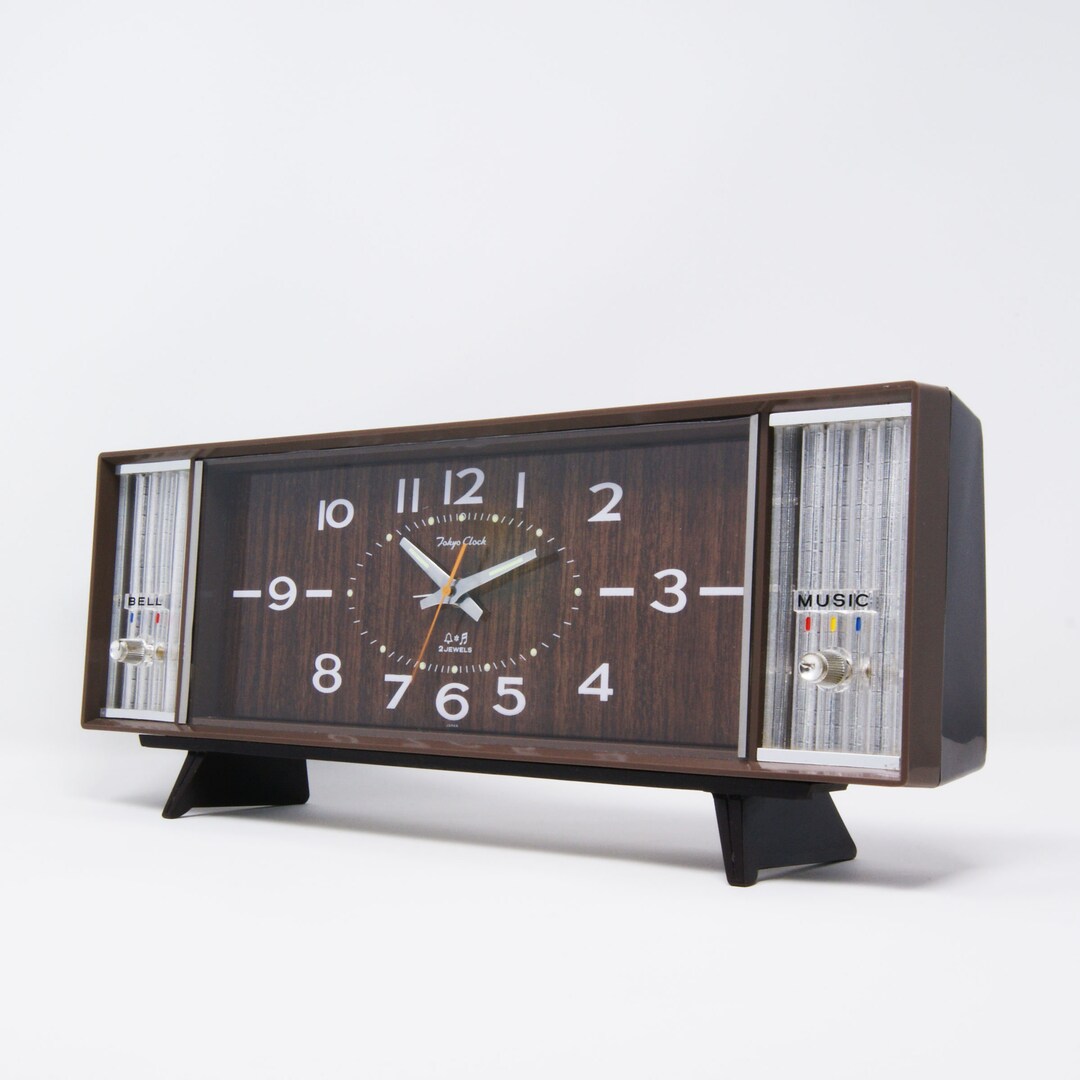 No.9429「TWIN BIRD〈JUMPING CLOCK〉置き時計：ポストモダン