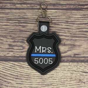 Mrs. LEO Thin Blue Line Badge Keychain Police Officer Wife Bag Tag