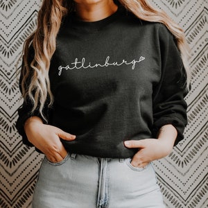 Gatlinburg Love Sweatshirt - Gatlinburg Sweatshirt - Gatlinburg Shirt - Great Smoky Mountains Shirt - Tennessee Shirt - Tennessee Sweatshirt