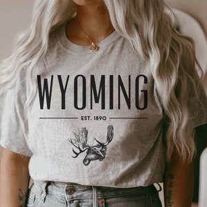 Wyoming Wilderness T-Shirt - Wyoming Men&#39;s - Wyoming Women&#39;s - Cute Wyoming Shirt - Wyoming Crewneck - Wyoming Gift - Wyoming T-Shirt