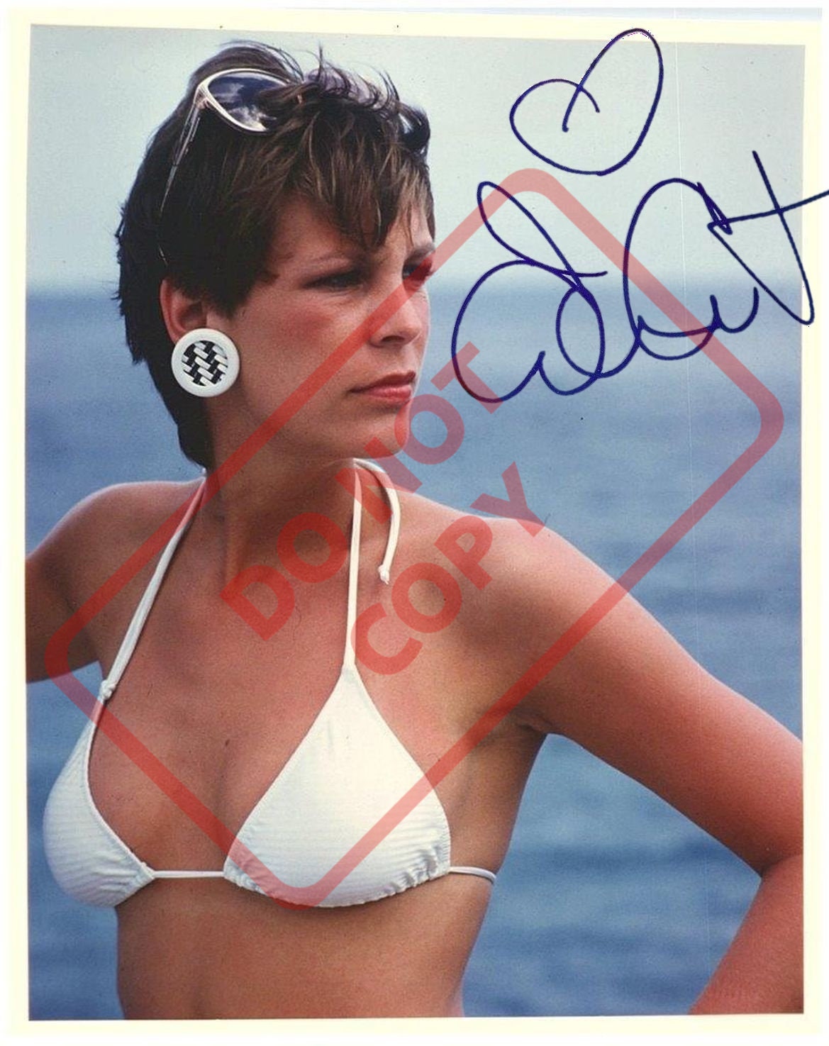 Jamie lee curtis sexy photos