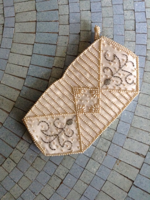 Vintage 1950s Beaded Clutch