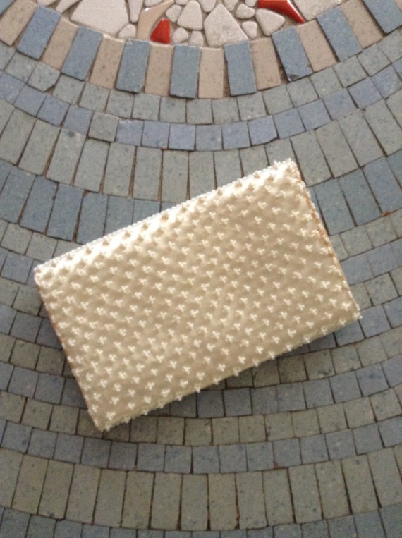 Vintage 1950s Beaded Clutch Purse With Sequins - image 2