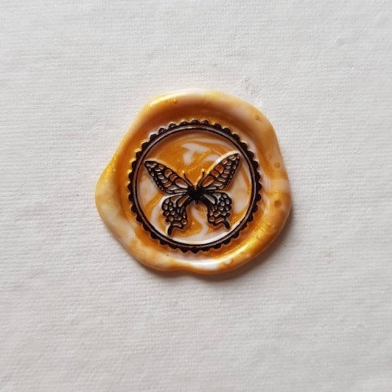 Pack of 10 Premade Butterfly Wax Seal