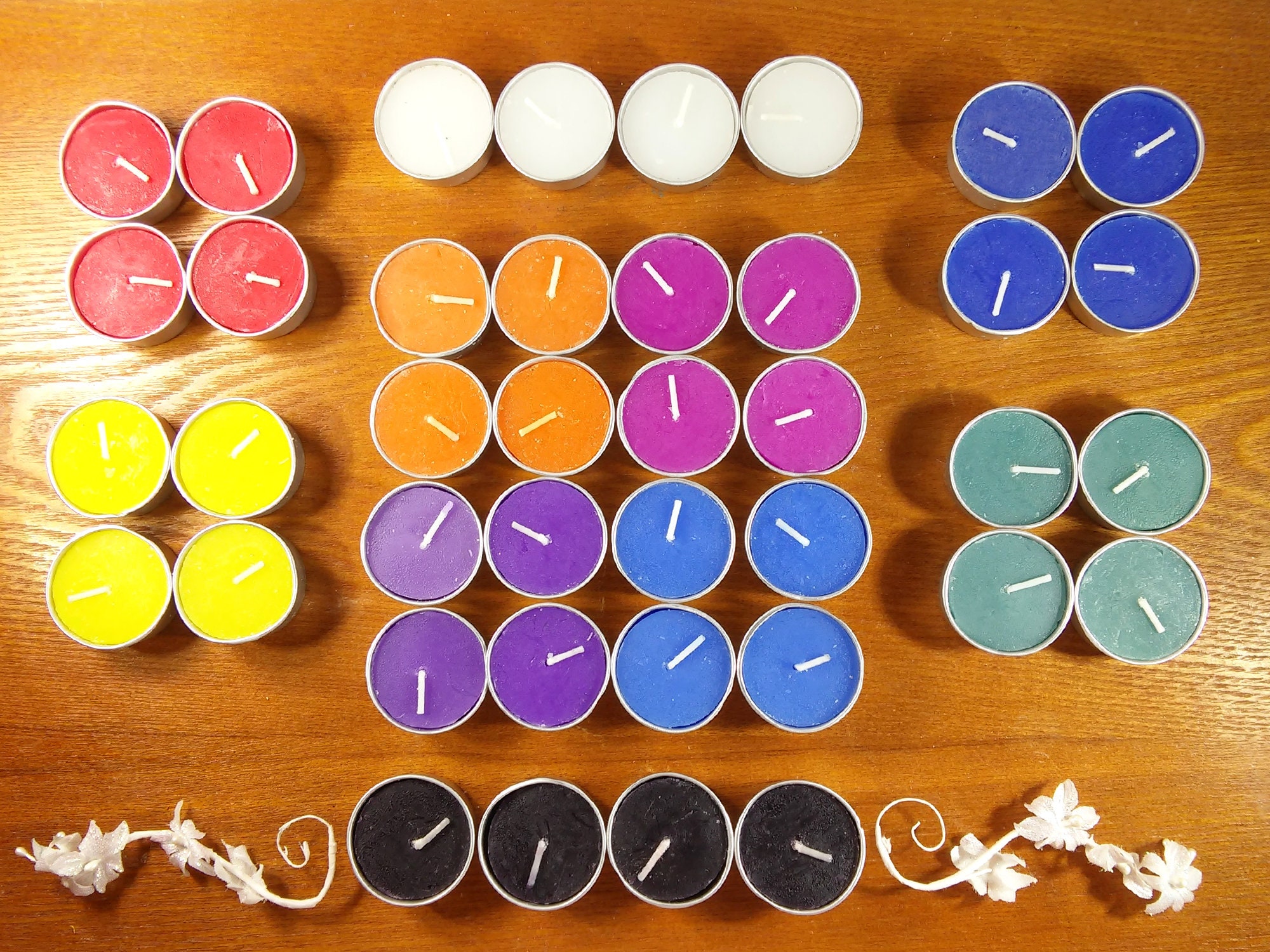 Colored tea light online candles