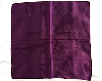 Altar cloth, tarot cloth, purple satin, 23" x 23" (approx. size), #11231