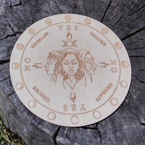 Wood pendulum board, pendulum mat with the image of the Maiden, Mother, and Crone, 6" diameter, #20768