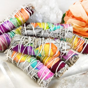 White sage smudge stick with rose petals for chakra cleansing, approx. 4&quot; long, #20401