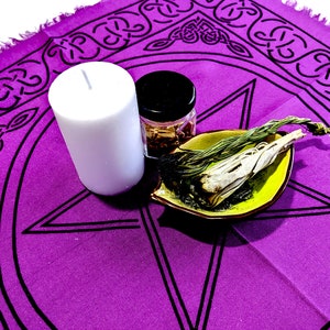 Pentacle altar cloth, tarot cloth, purple with black print, 18&quot; x 18&quot;, #11178