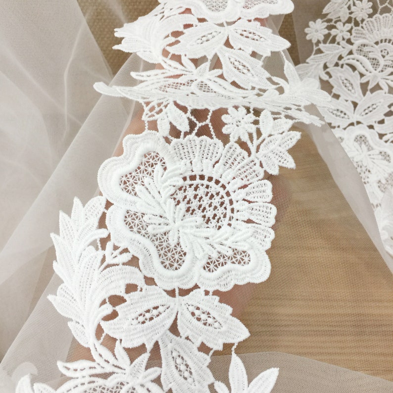 Wedding Dress Trim Bridal Lace Sell By The Yard Mesh Embroidery Lace Trim Hollow Lace Trim 2019 New Style Flower Lace Trim