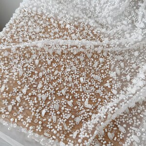 Tissu lourd en dentelle perlée 3D pour robe de mariée, tissu en dentelle de tulle à paillettes, tissu en dentelle perlée pour robe de mariée, voile par mètre
