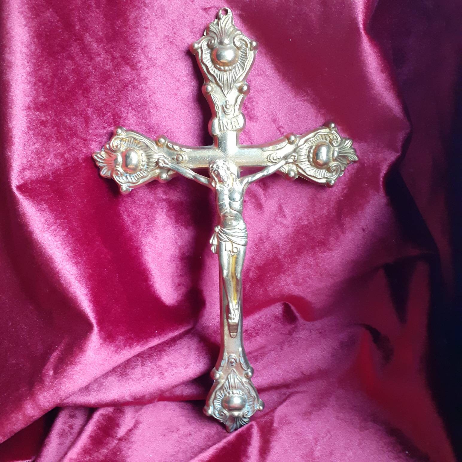 Crucifix Doré