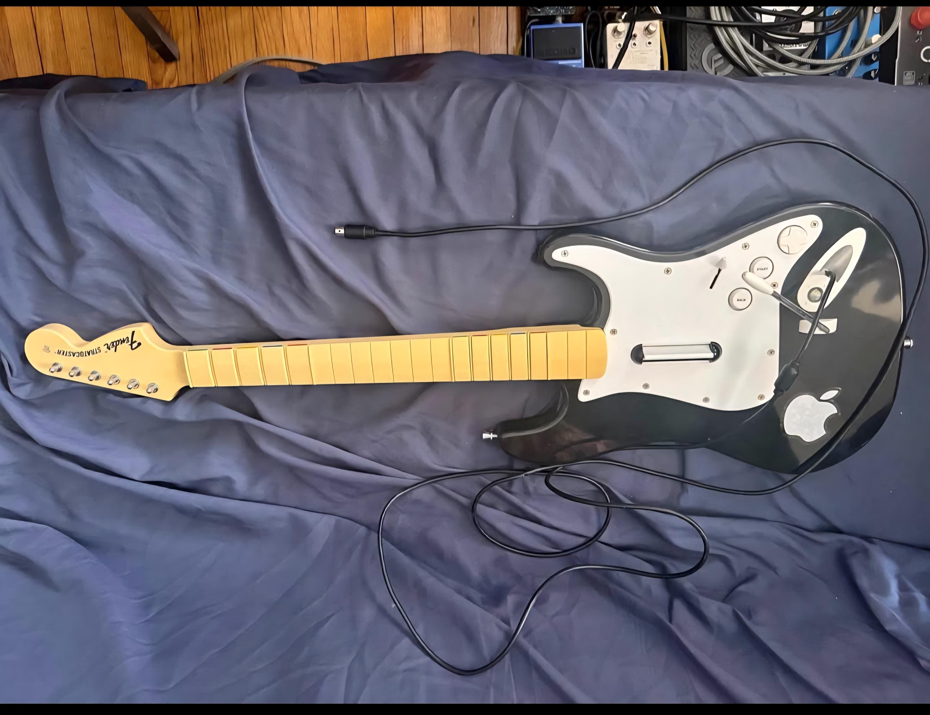 rock band wired guitar hero guitar