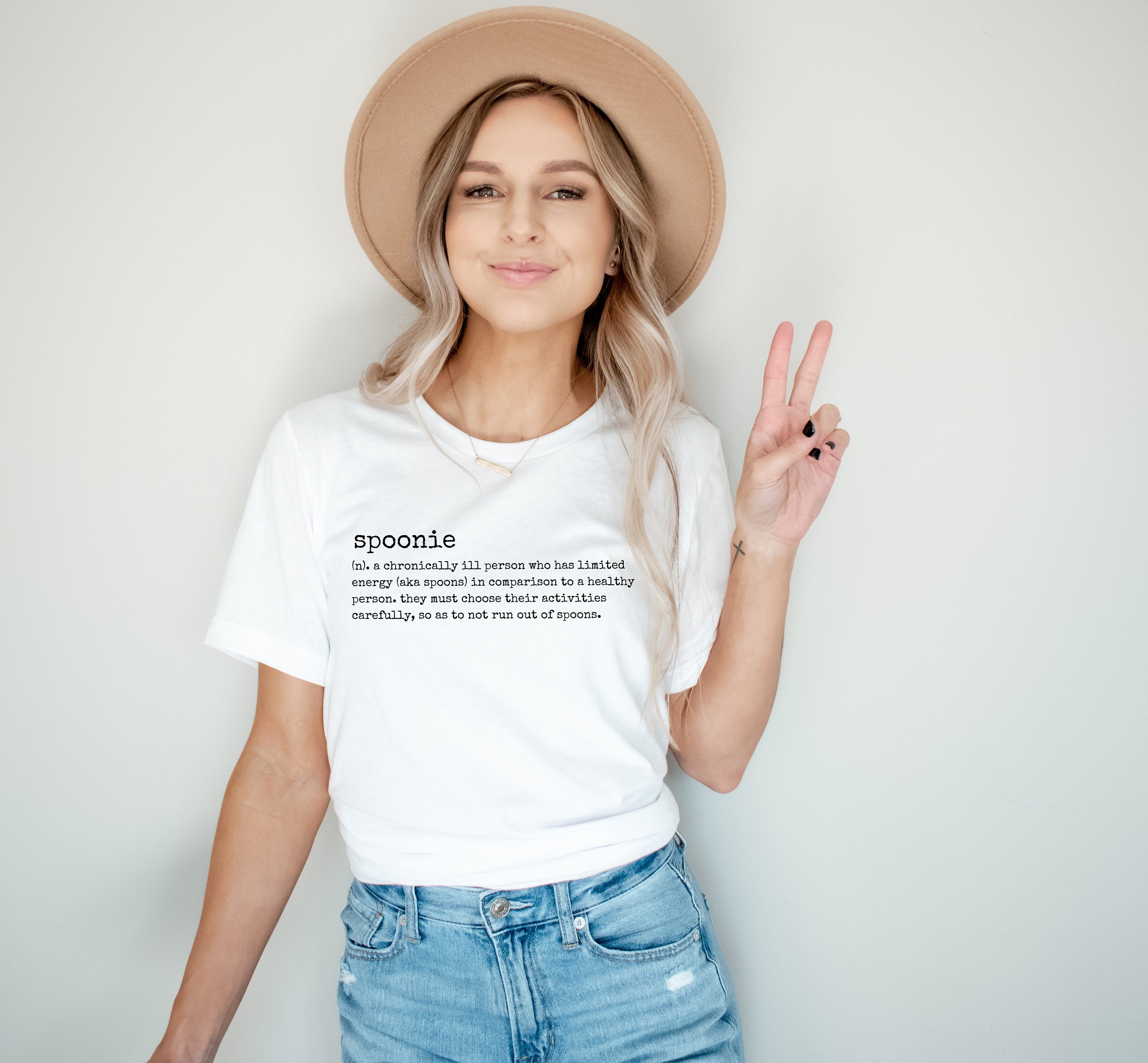 Spoonie Definiton Unisex T-Shirt | Chronic Pain, Chronic Illness Awareness, Spoon Theory, Spoonie Tee