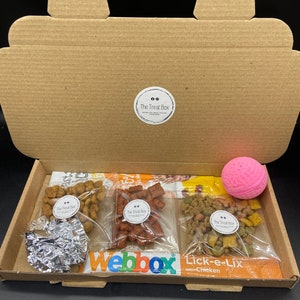 The Cat Mini Treat Box