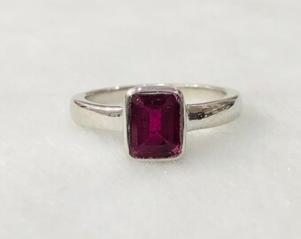 Rubellite Ring, Natural Rubellite, Rubellite Solitaire, Rubellite Oval Cab , Oval Cab Ring, Birthstone Ring, Engagement Ring .
