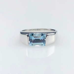 Aquamarine Ring, Natural Aquamarine, Aquamarine Solitaire, Aquamarine Emerald Cut, Emerald Cut Ring, March Birthstone, Engagement Ring.