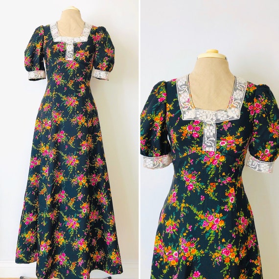 Vintage 1970's Black and Pink Floral Maxi Prairie
