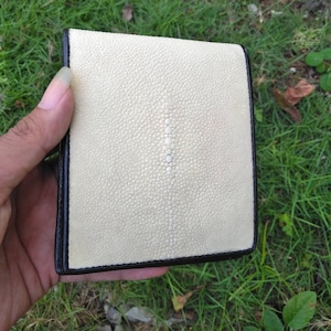 Cartera de raya blanca / cartera de cuero exótico / cartera negra en blanco / regalo para él / regalo de boda / cartera única / regalo para padrinos de boda
