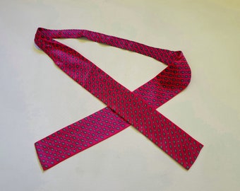 Hot Pink Paisley Silk Cravat