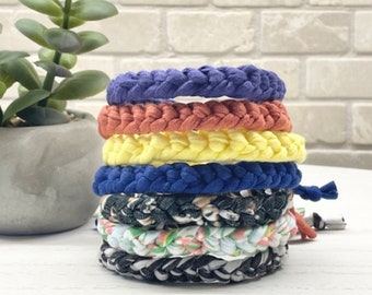 Pulseras trenzadas hechas a mano: bandas de tela ajustables y personalizadas para la amistad de verano, joyería trenzada de tela personalizada, edición limitada