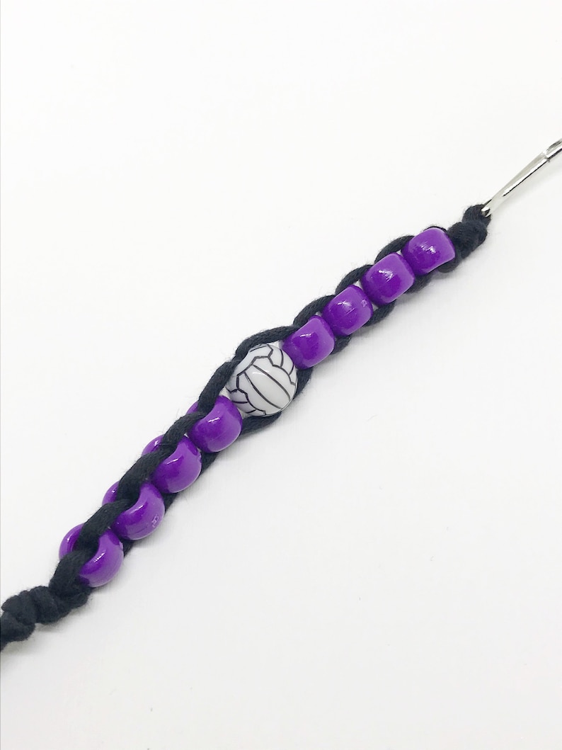 Volleyball Keychain Pony Bead Keychain Volleyball Beaded Keychain Volleyball Gift Backpack Keychain Sports Keychain Volleyball