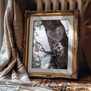 Stampa personalizzata a forma di cuore intagliato, nomi incisi sull'albero, decorazione da parete, cartello con nomi e data speciale, regalo artistico per anniversario e matrimonio.
