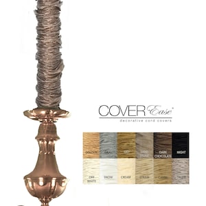 Könnte beinhalten: Nahaufnahme eines goldfarbenen Metall-Lampenschirms mit einem braunen Stoffkabelüberzug. Das Bild zeigt eine Vielzahl von Stoffkabelüberzugsfarben, darunter golden, grau, vergoldet, Sandstein, dunkelbraun, Nacht, weiß, schnee, creme, stroh, camel und taupe.