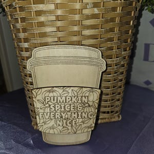 Soporte para tarjetas de regalo con diseño de calabaza, especias y todo lo bueno, para café con leche, capuchino, espresso, Starbucks, Dutch Bros, Dunkin Donuts, Amazon, tarjeta Visa