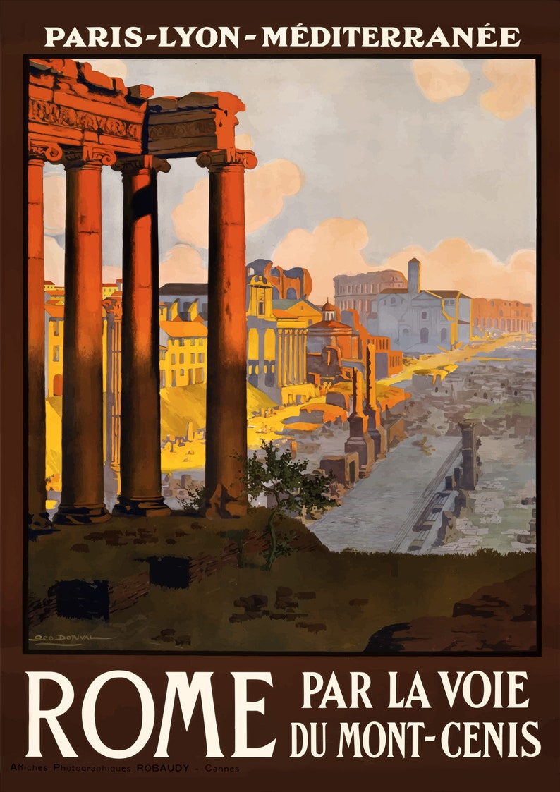 Op de afbeelding: Een vintage reisposter die reclame maakt voor treinreizen naar Rome, Itali&euml;. De poster toont een uitzicht op het Forum Romanum met de tekst "ROME PAR LA VOIE DU MONT-CENIS" in witte letters op een bruine achtergrond.