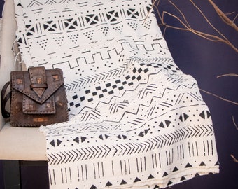 Bogolan Mudcloth White #70 - 180cmx110cm - from AfricanTextil 100% Coton Malien handmade