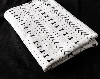 Bogolan Mudcloth White #7 - 180cmx110cm - from AfricanTextil 100% Coton Malien handmade