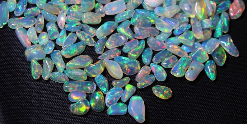 100 Stück, AAA-Opal, Welo-Opal, Opalkristall, Opal rau, natürlicher äthiopischer Opal, AAA-Opal rau, Größe 3-7mm, loser Opal rau Bild 3