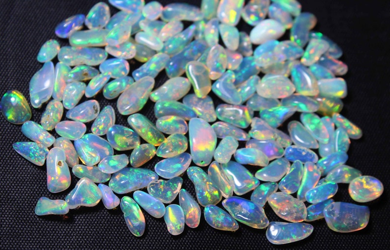 100 pièces, opale de qualité AAA, opale Welo, cristal d'opale, opale brute, opale éthiopienne naturelle, opale polonaise AAA brute, taille 3-7 mm, opale brute en vrac image 2