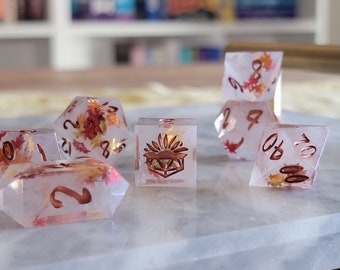 Autumn Mists - leaf glitter dice set