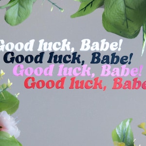 Naklejka winylowa Good Luck Babe - Chappell Roan Merch - Naklejka Midwest Princess - Naklejka na lustro - Akcesoria samochodowe - Teksty piosenek - Pink Pony Club