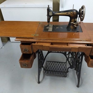 Antike Singer Nähmaschine Schrank und Sockel | Etsy
