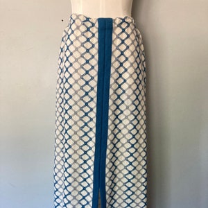 Vintage 60&#39;s 70&#39;s White & Blue Max Wool Skirt by Dalton- Medium
