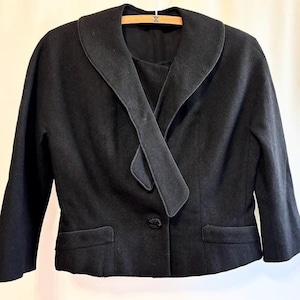 Vintage 40s Women's Black Cropped Wool Jacket  - Small