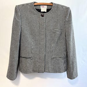 Vintage 80&#39;s Women&#39;s Black and White Houndstooth/Puppytooth Wool Blend Blazer Jacket by R & K Originals - Small