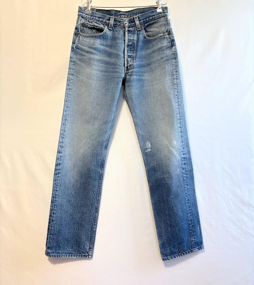 Vintage 80s Men's Levi’s Button Fly 501's Jeans Light/Medium Wash Faded Well Worn 30 x 32