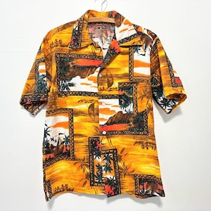 Vintage Men&#39;s Hawaiian Barkcloth Aloha Orange and Yellow Shirt - Small