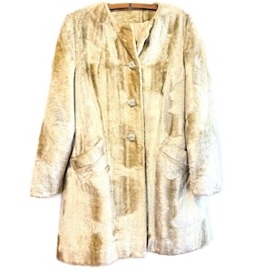 Vintage 60&#39;s 70&#39;s Women&#39;s White Faux Fur Union Made Coat by Betty Rose - Medium