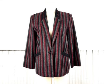 Vintage 80's 90's Women's Gray, Red and Black Striped Wool Blend Blazer by Tungnai - Medium